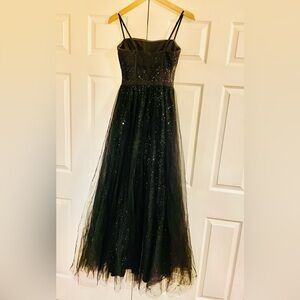 Betsy & Adam Black Formal Dress